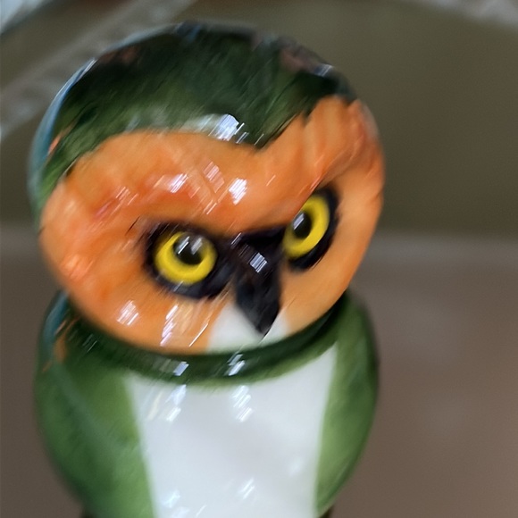 Adorable Owl Alabaster Paper Weight - Picture 2 of 8